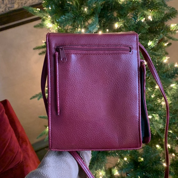 Burgundy bag in good condition - Picture 3 of 6